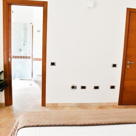 Sunshine Apartment - Appartamento Vicino Al Mare, Cagliari, Sardinia Zewnętrze zdjęcie