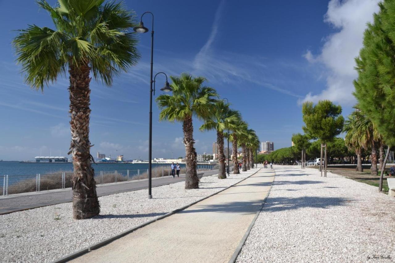 Sunshine Apartment - Appartamento Vicino Al Mare, Cagliari, Sardinia Zewnętrze zdjęcie