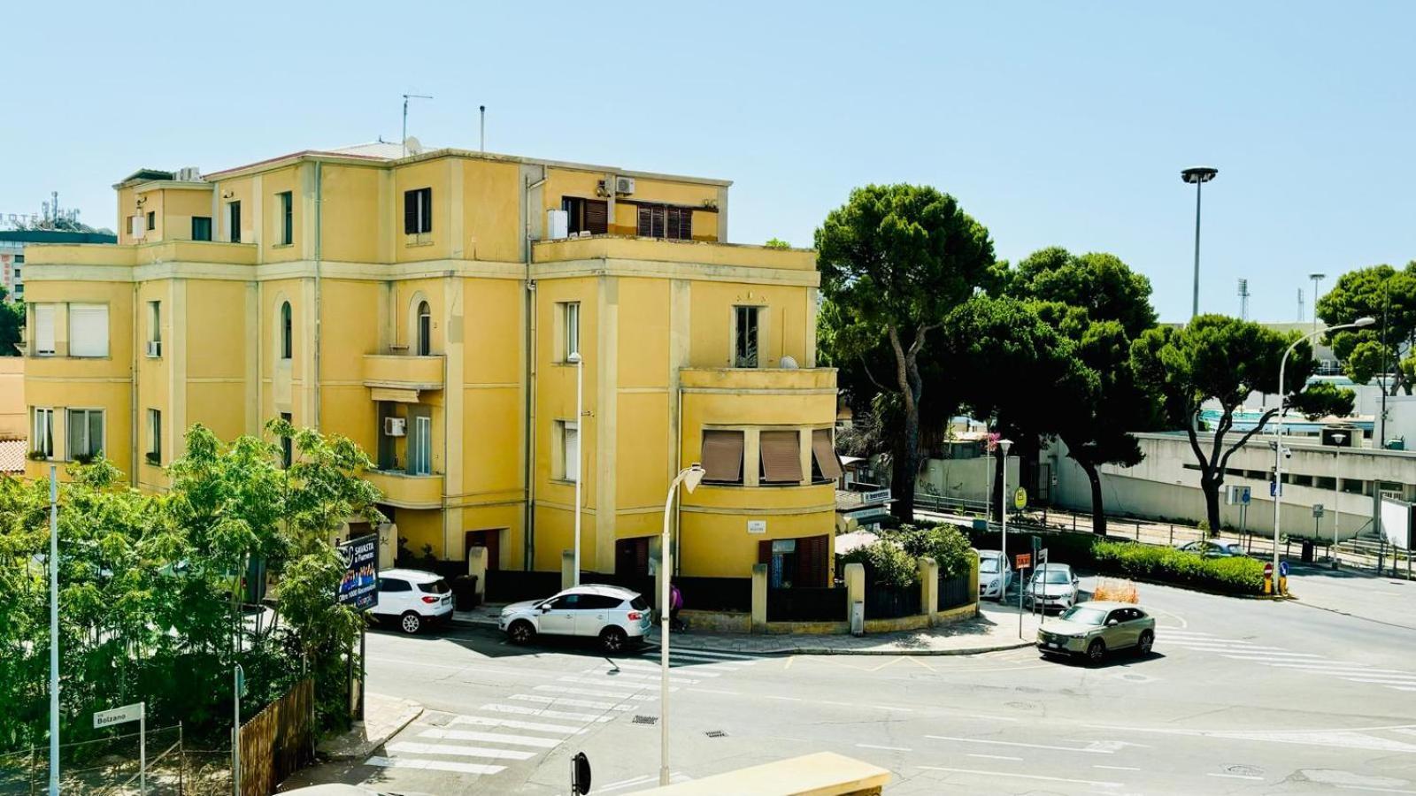 Sunshine Apartment - Appartamento Vicino Al Mare, Cagliari, Sardinia Zewnętrze zdjęcie