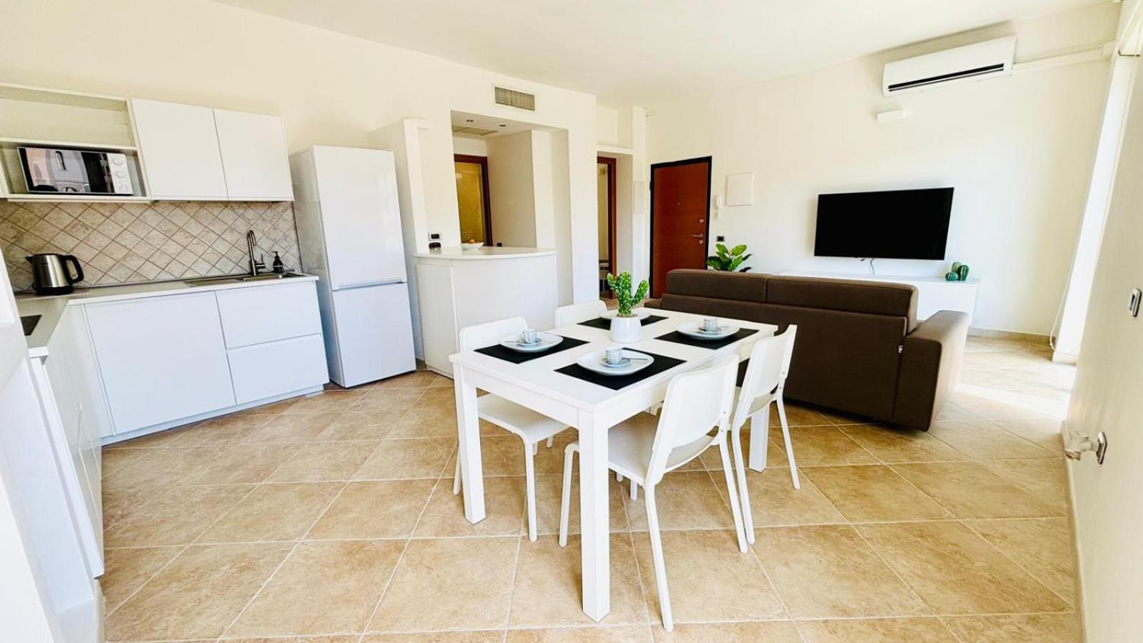Sunshine Apartment - Appartamento Vicino Al Mare, Cagliari, Sardinia Zewnętrze zdjęcie